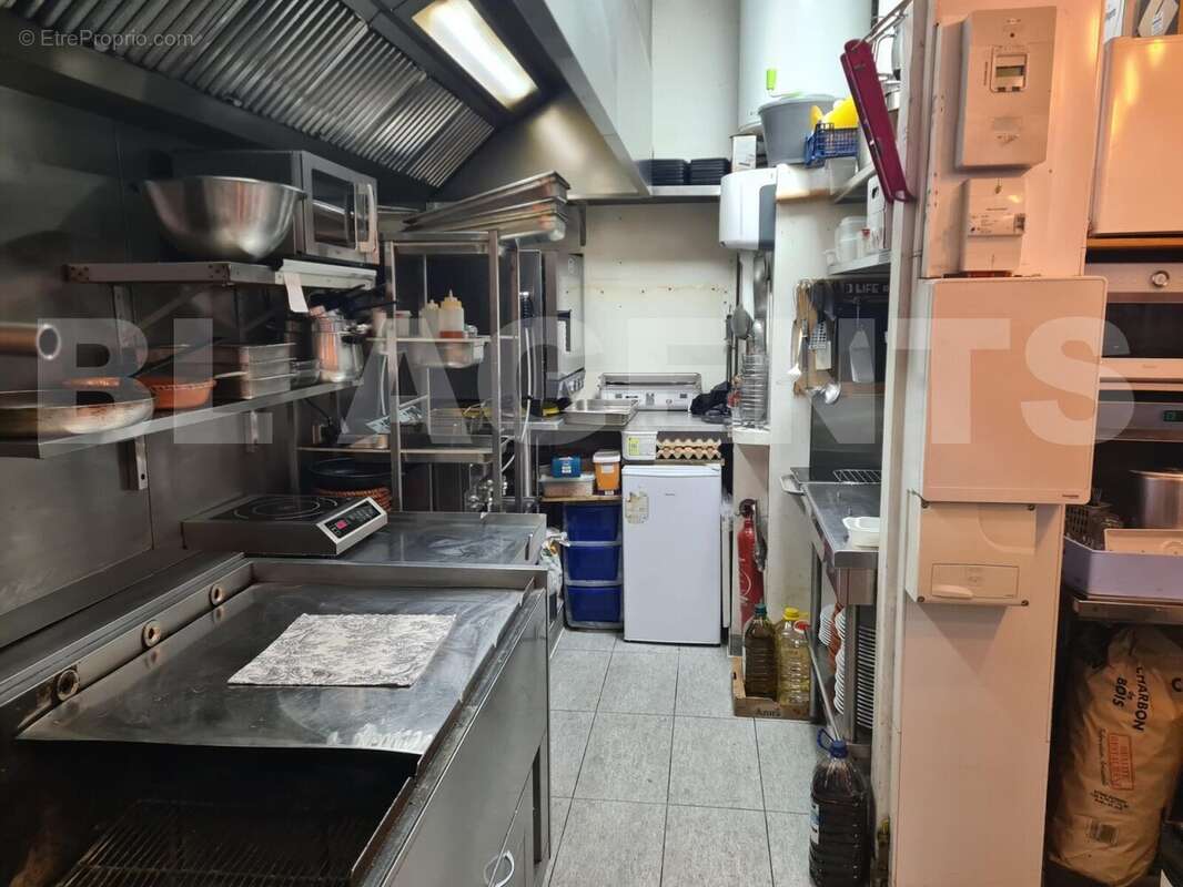 g (4) - Commerce à BRIANCON