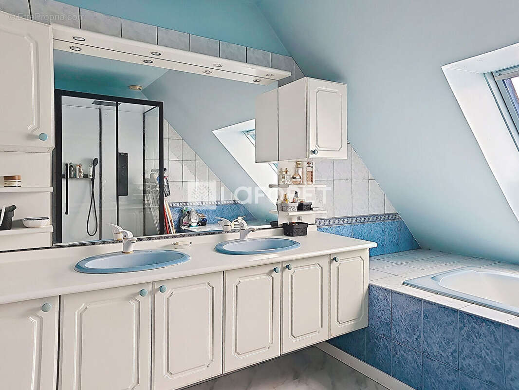 Maison à MARCOUSSIS