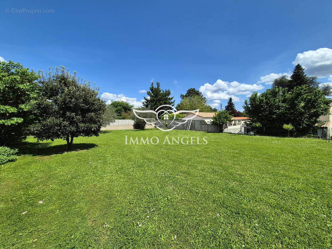 Maison à SAINT-AMBROIX