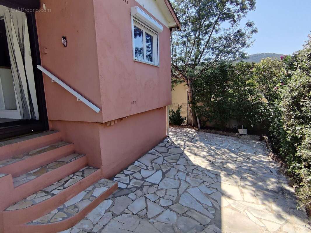 Maison 48 m² à Roquebrune-Sur-Argens  - photo 75