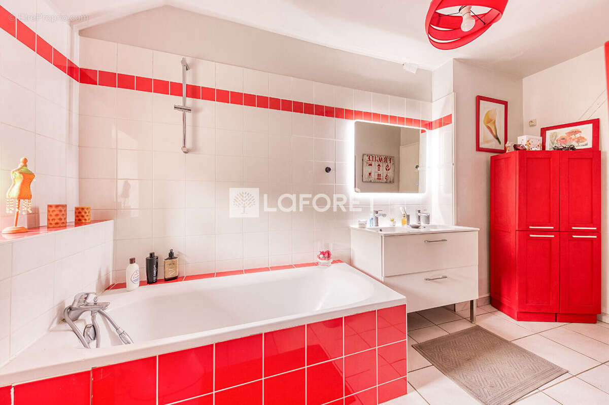 Maison à LIVERDY-EN-BRIE