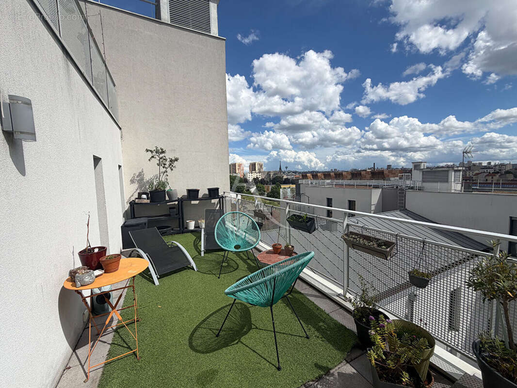 Appartement à AUBERVILLIERS