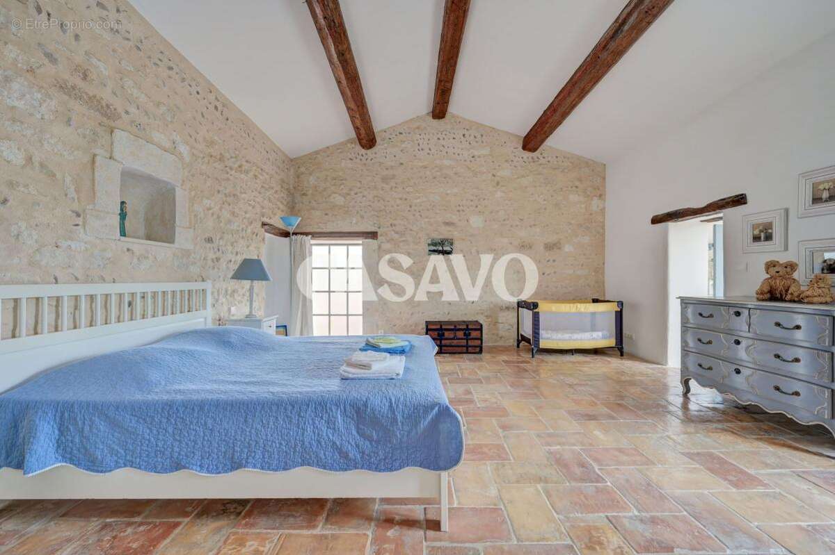 Maison à BELLEGARDE