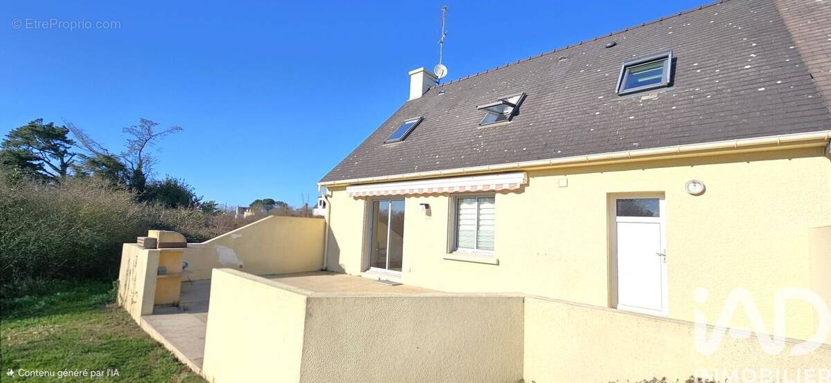 Photo 1 - Maison à LA TURBALLE