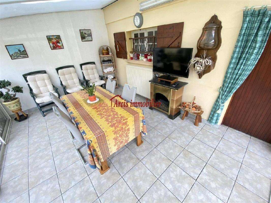 Maison à MAILLY-LE-CAMP