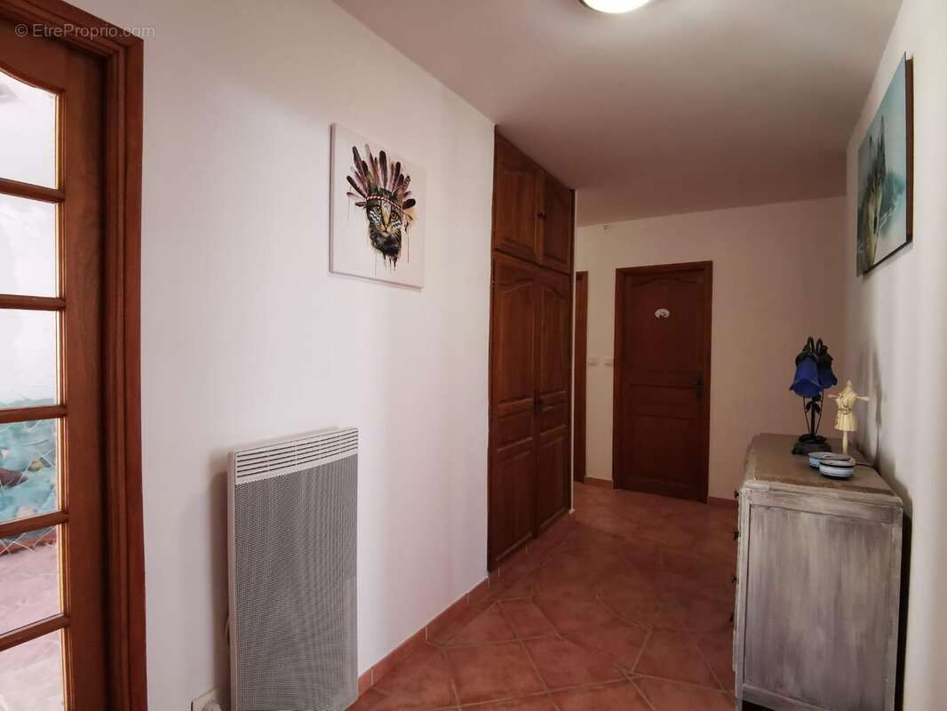   - Maison à CHAUZON