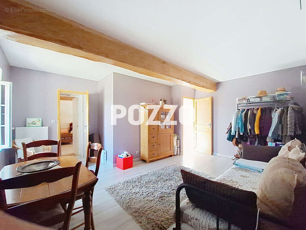 Maison à TROIS-MONTS