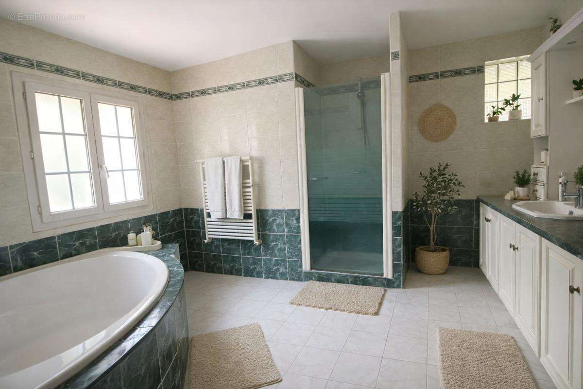 Maison Le Bouscat 6 pièce(s) 208 m2 - photo 12