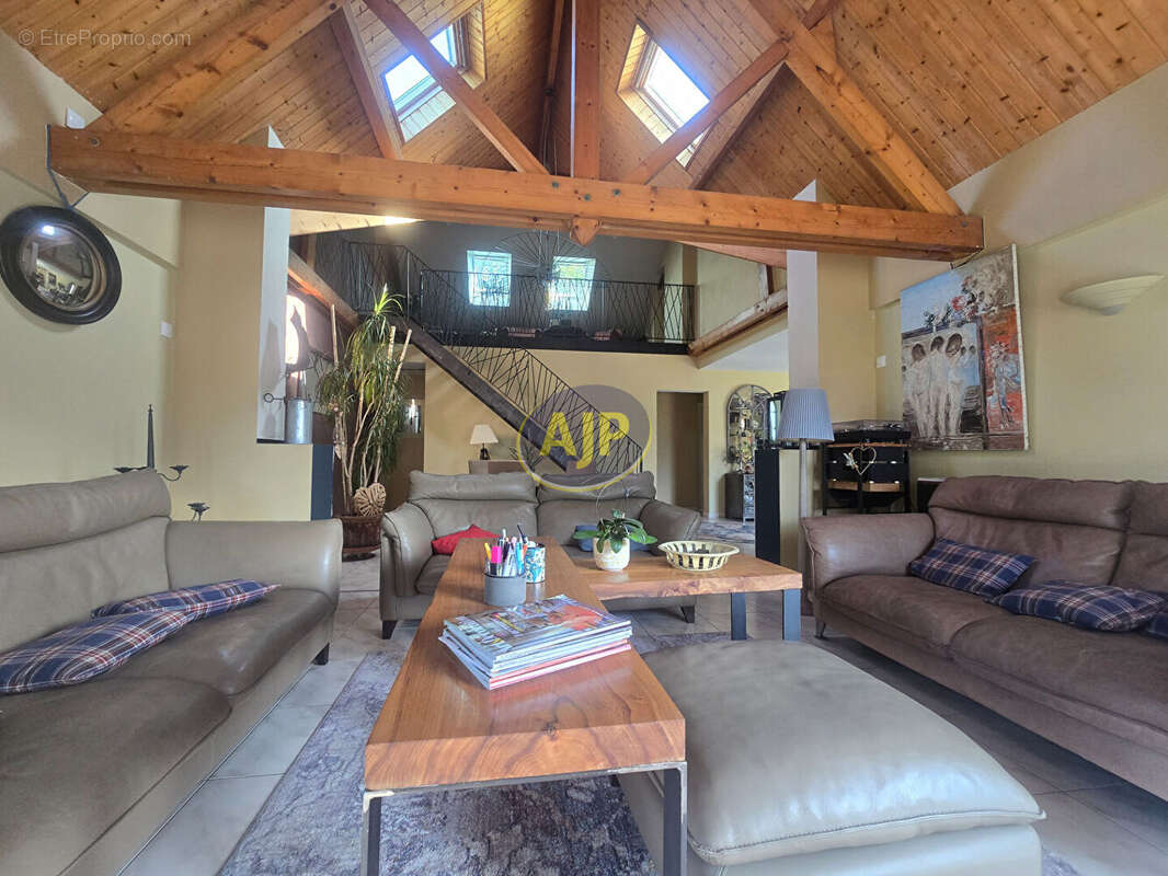 Maison à GUEMENE-PENFAO