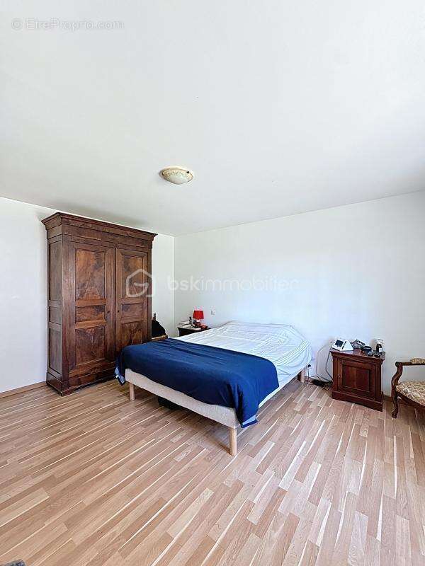 Maison à MONTMIRAIL