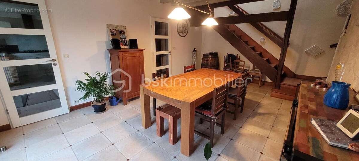 Maison à MONTEREAU-FAULT-YONNE