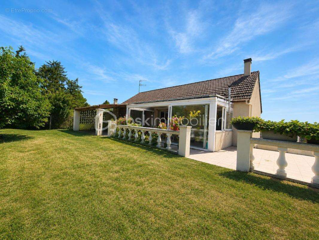  Maison familiale de plain-pied avec sous-sol complet  - photo 12