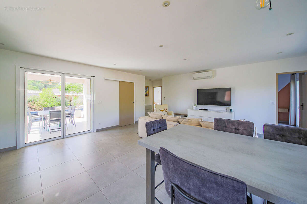 Maison contemporaine avec piscine Porto Vecchio - photo 8