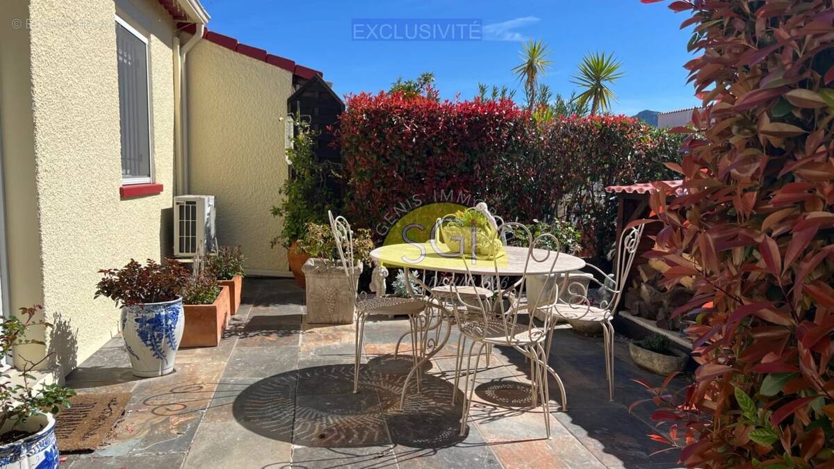 Maison à SAINT-GENIS-DES-FONTAINES