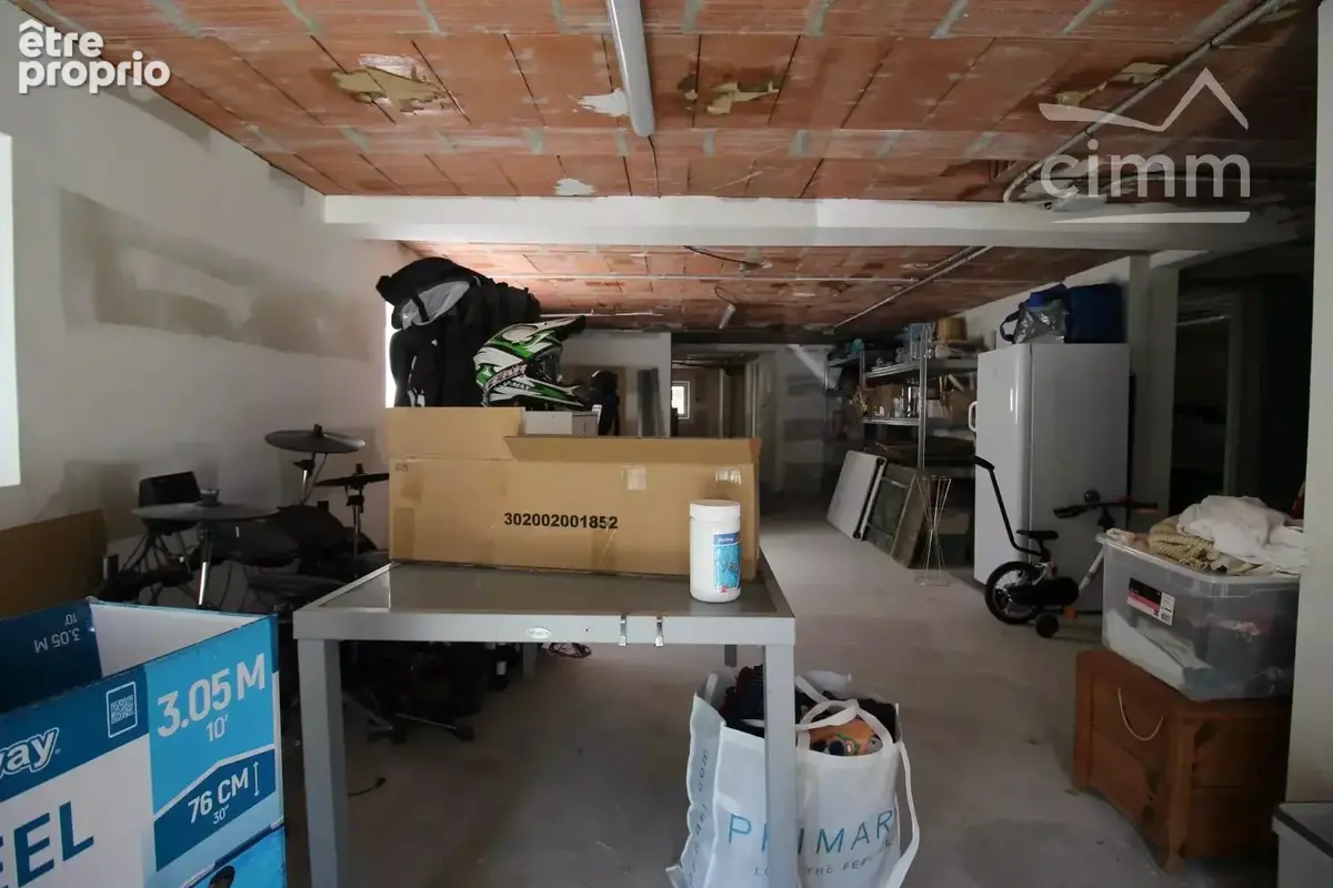 A vendre une maison entièrement rénovée avec jardin et garage - photo 28