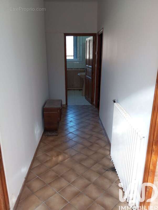 Maison 122 m² à Siradan  - photo 5