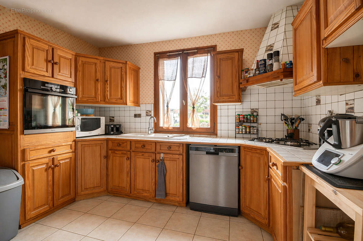 Maison à VILLARS-LES-DOMBES