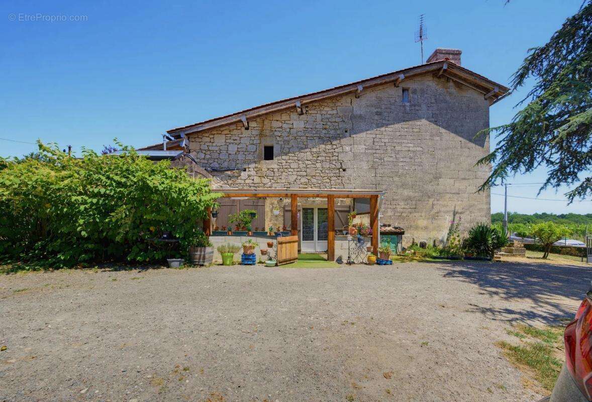 Maison de 5 pièces 3 chambres à Nérigean - photo 11