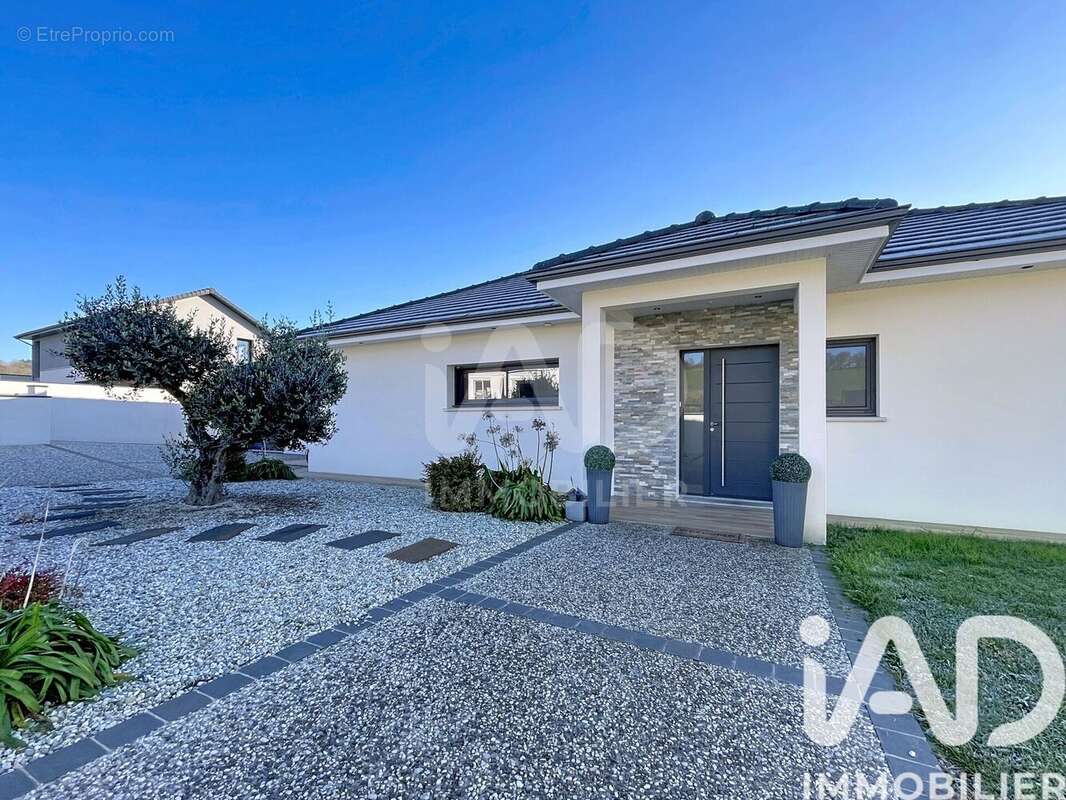 Photo 2 - Maison à SERRES-CASTET