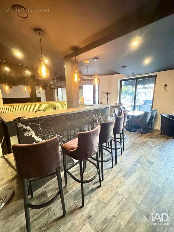 Photo 9 - Commerce à MONTMORENCY