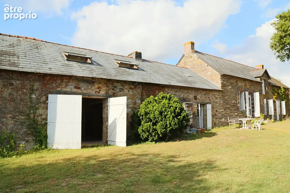 Maison à DERVAL