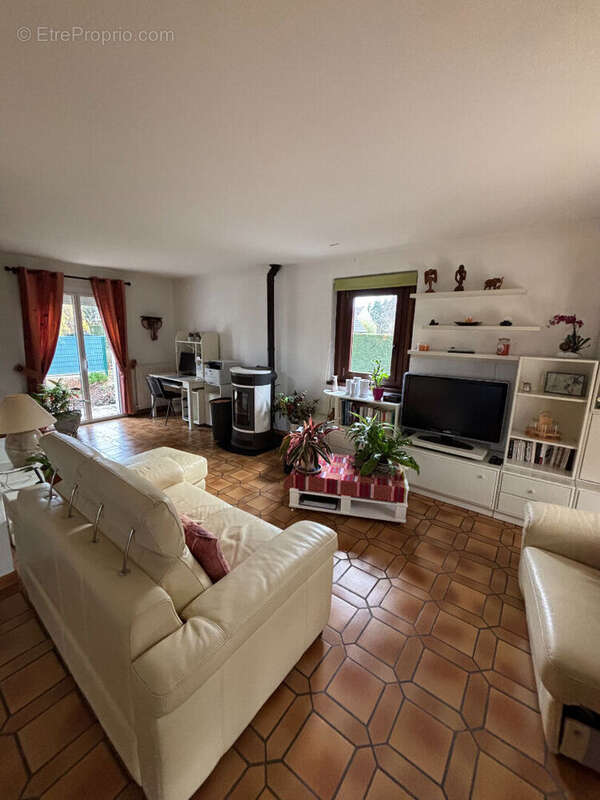 Maison à SAINT-MARTIN-LONGUEAU