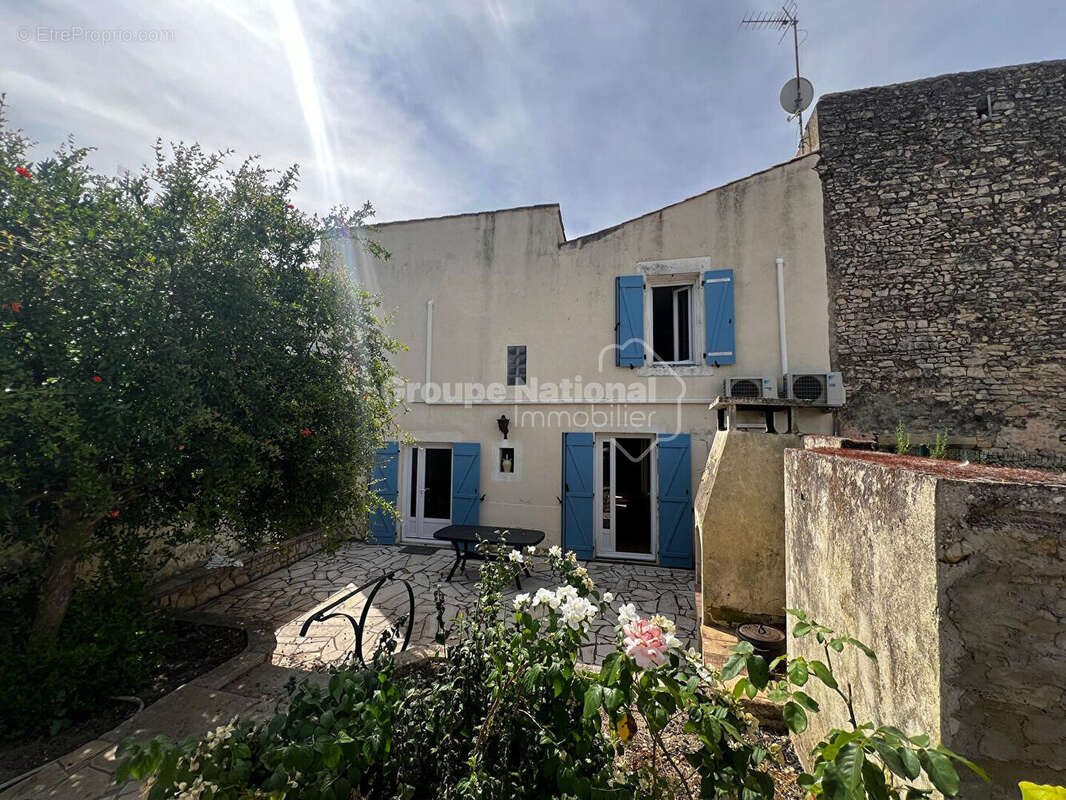 Maison 3 chambres, jardin et dépendance au coeur du village - photo 16