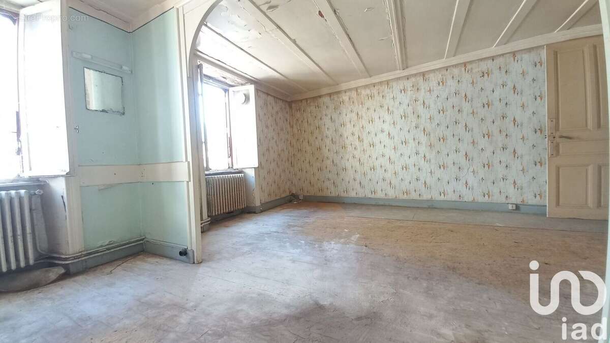 Photo 5 - Maison à SAINT-JULIEN-MOLIN-MOLETTE