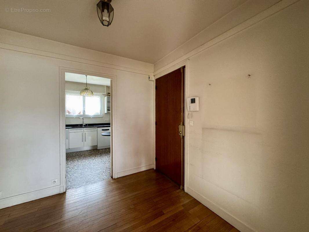 Appartement à ASNIERES-SUR-SEINE