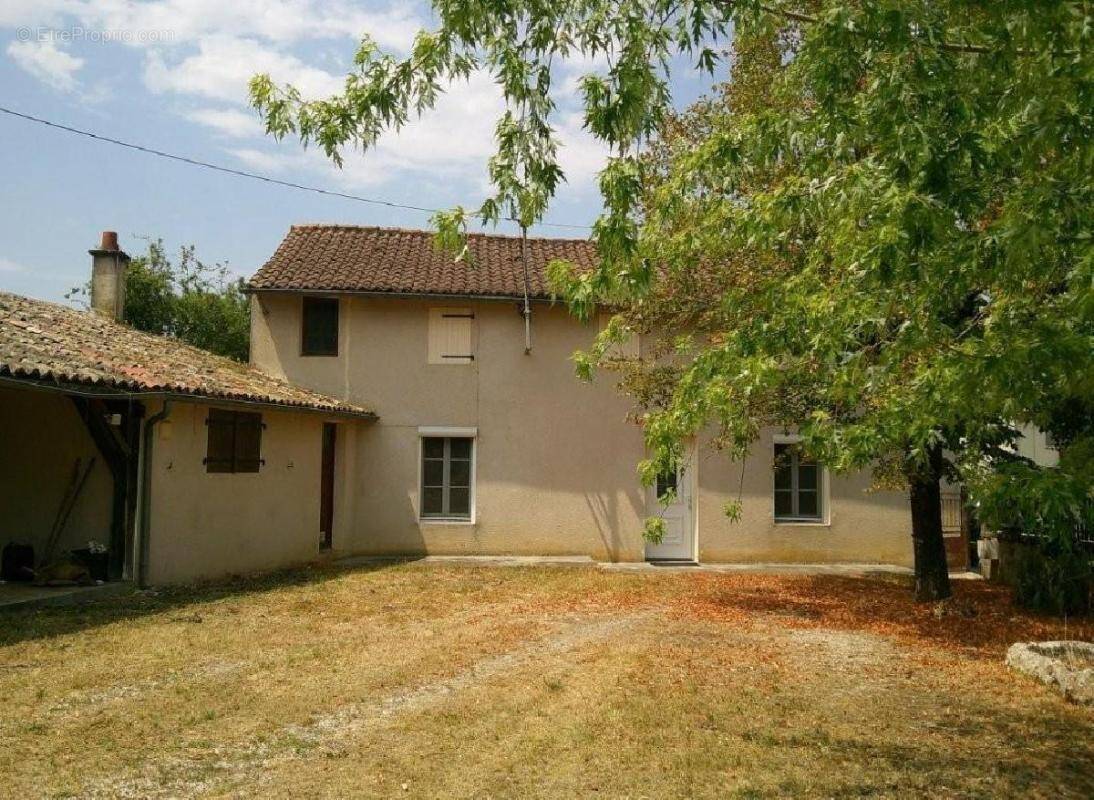 Maison à LEZAY