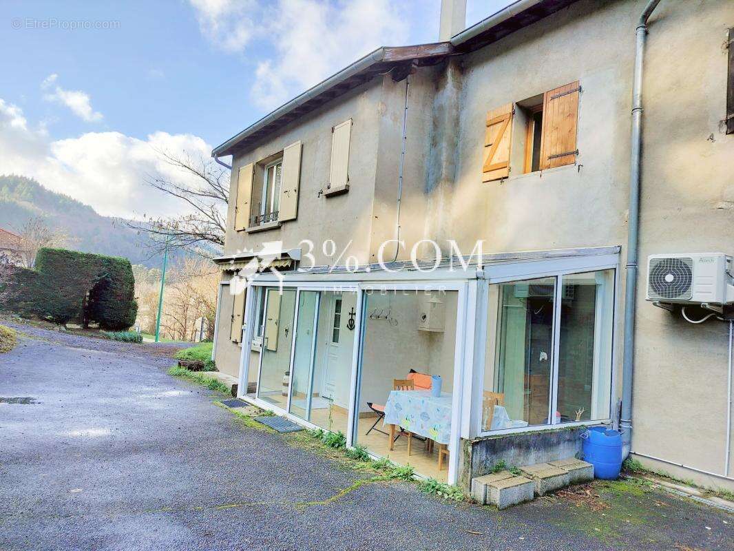 Maison à LE CHEYLARD