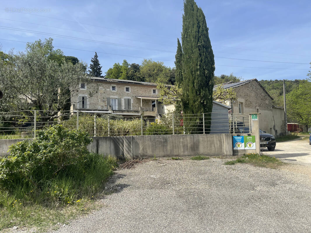 Maison à SAINT-PERAY