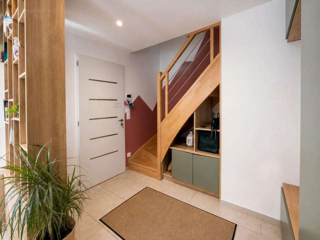 Maison de 6 pièces de 152 m² à Bourges - photo 4