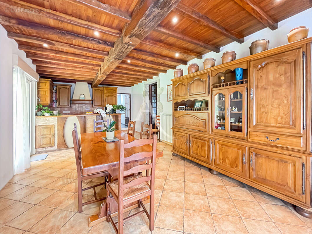 Charmante maison périgourdine avec dépendance, proche de Villeréal - photo 10