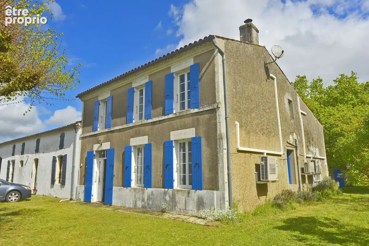 Maison à COZES