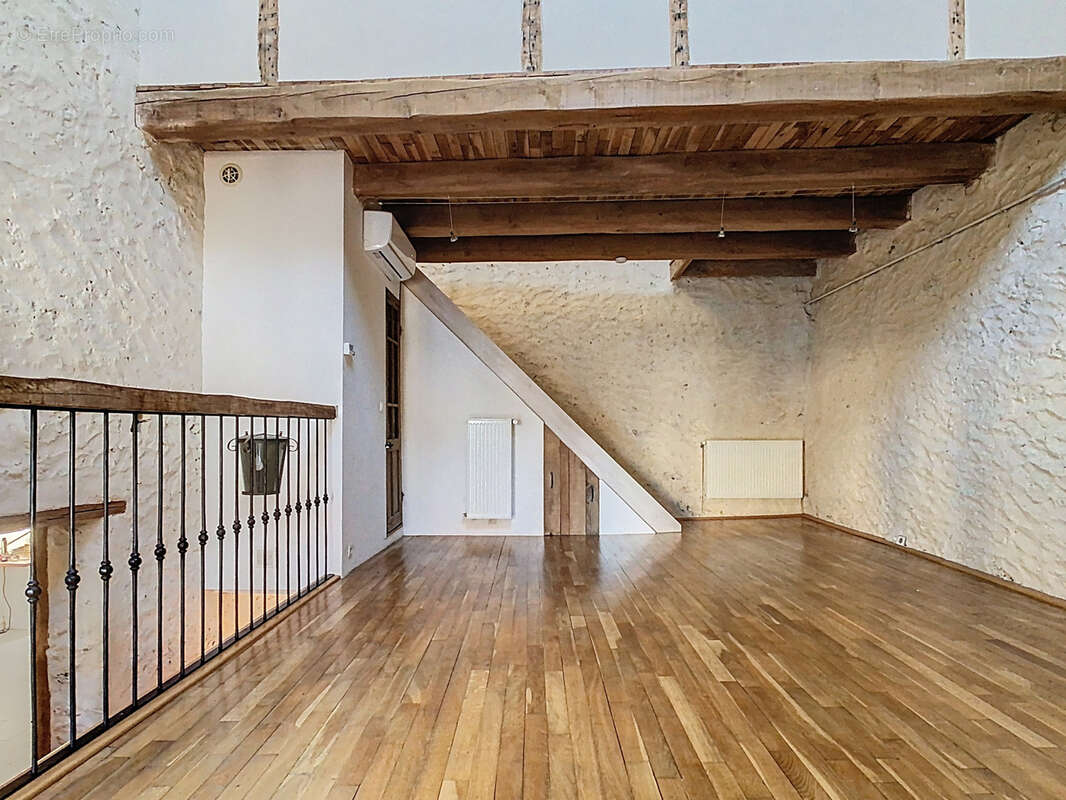 Maison à MONTMIRAIL