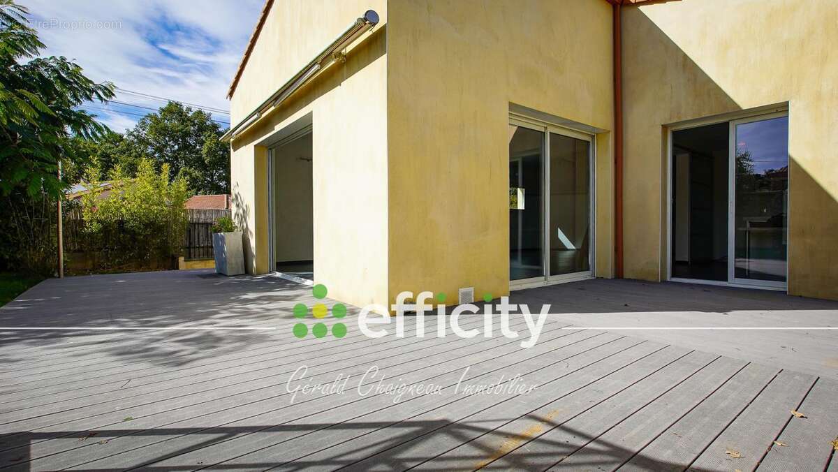 Maison à SAINT-PHILBERT-DE-GRAND-LIEU