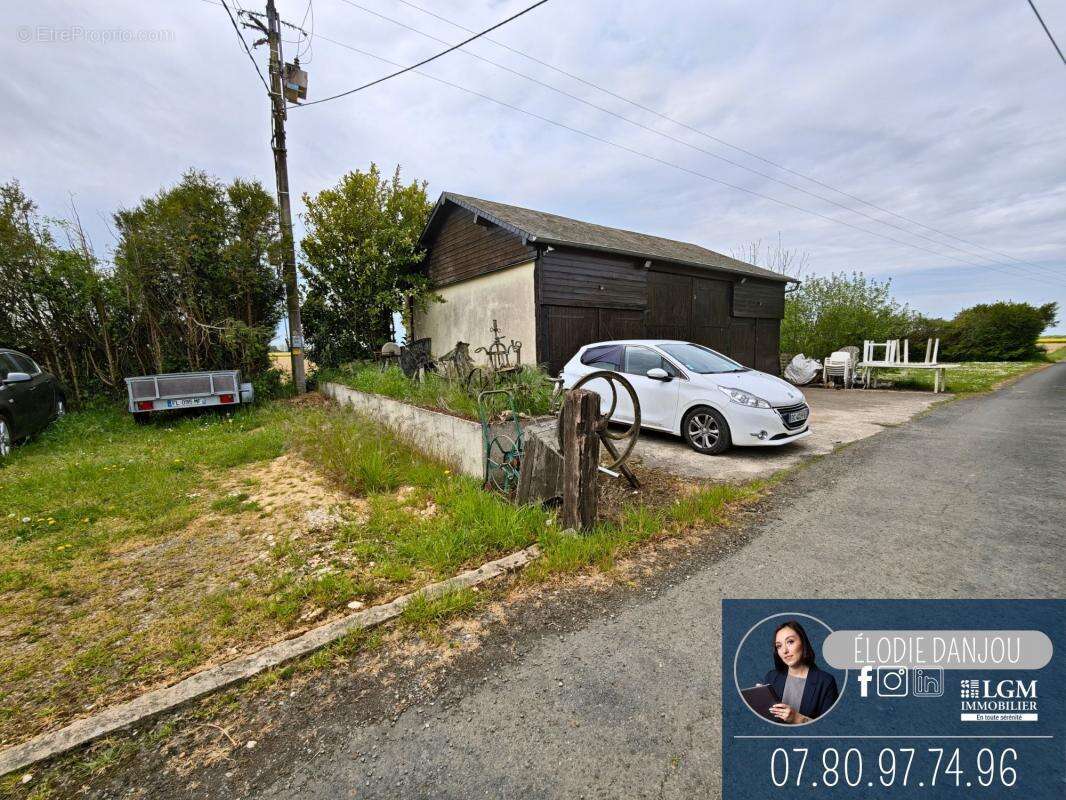 Maison à LE POISLAY