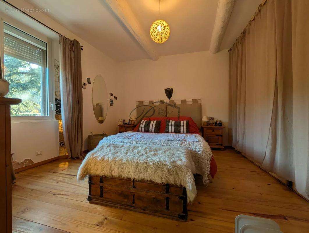 Appartement à BEAUMONT-DE-PERTUIS