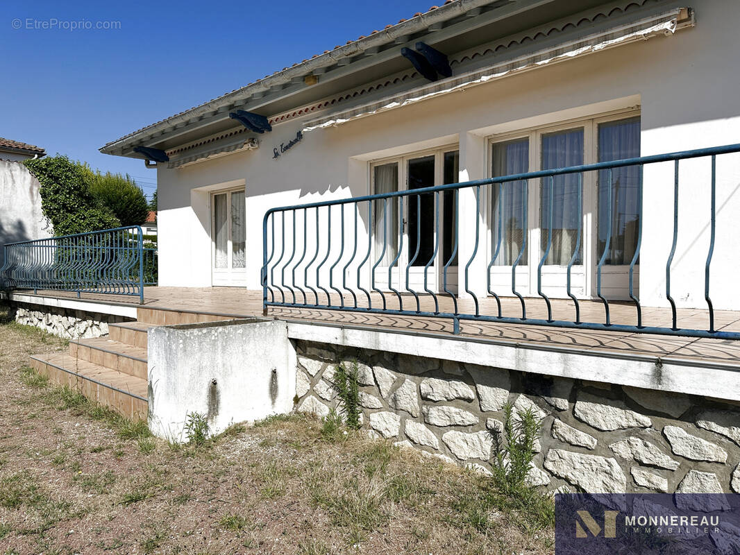 Maison à MESCHERS-SUR-GIRONDE