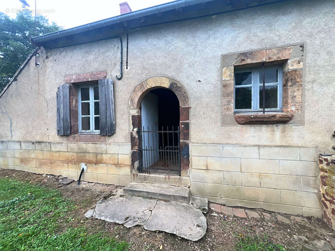 Maison à SAINT-DESIRE