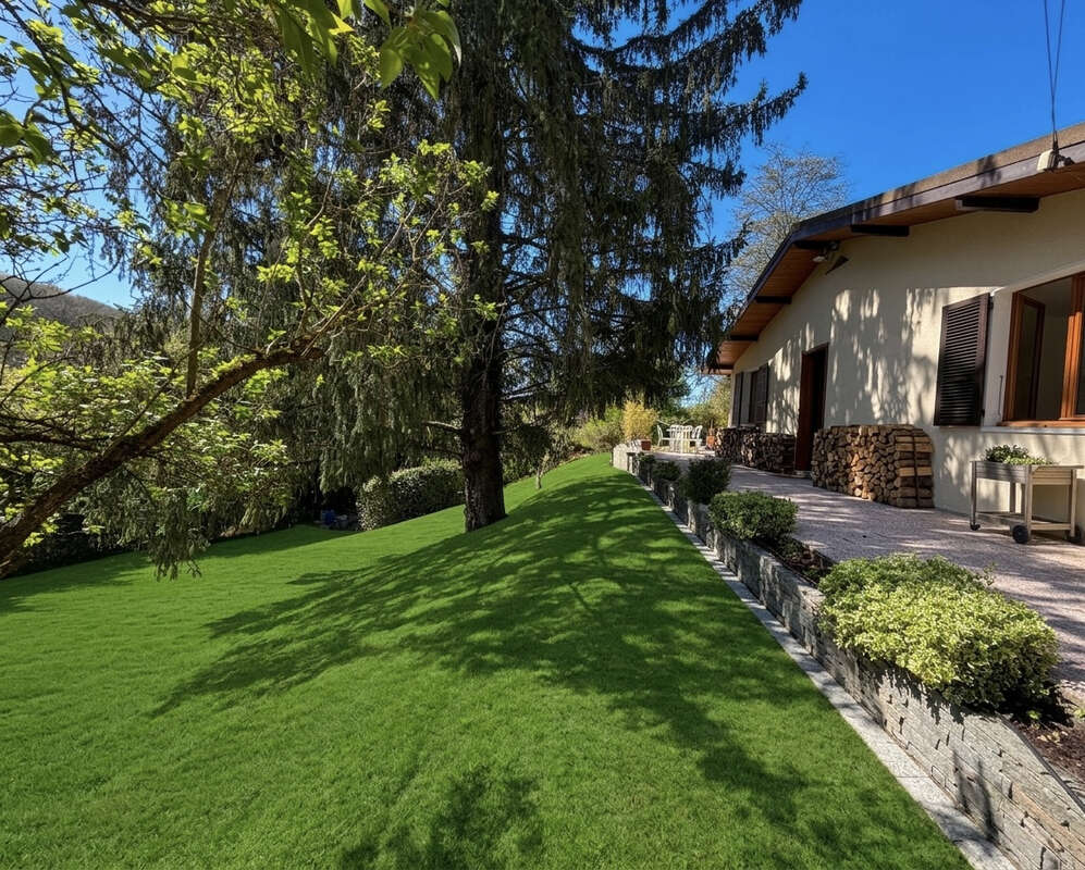 Maison à SAINT-CERGUES