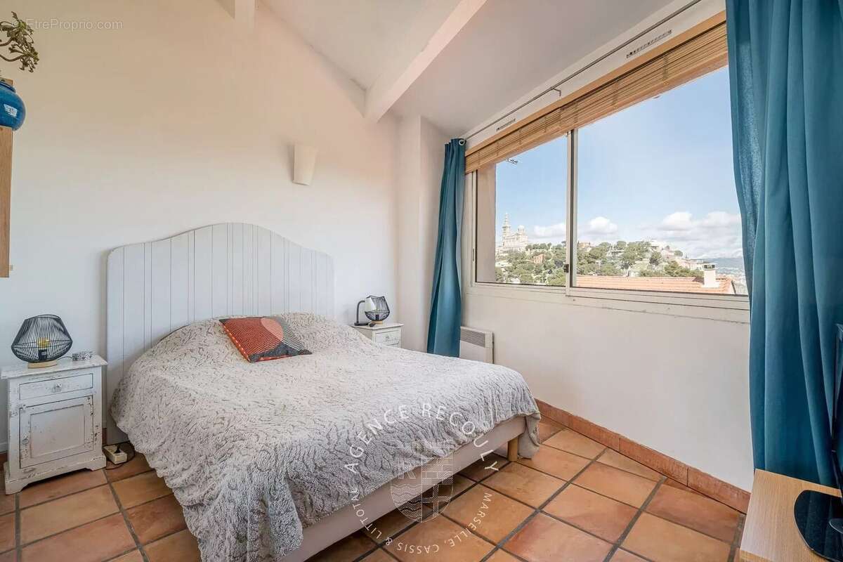 Maison à MARSEILLE-7E