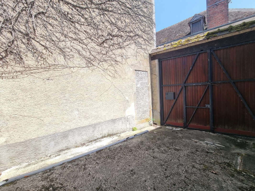 Appartement à NEUVY-SAINT-SEPULCHRE