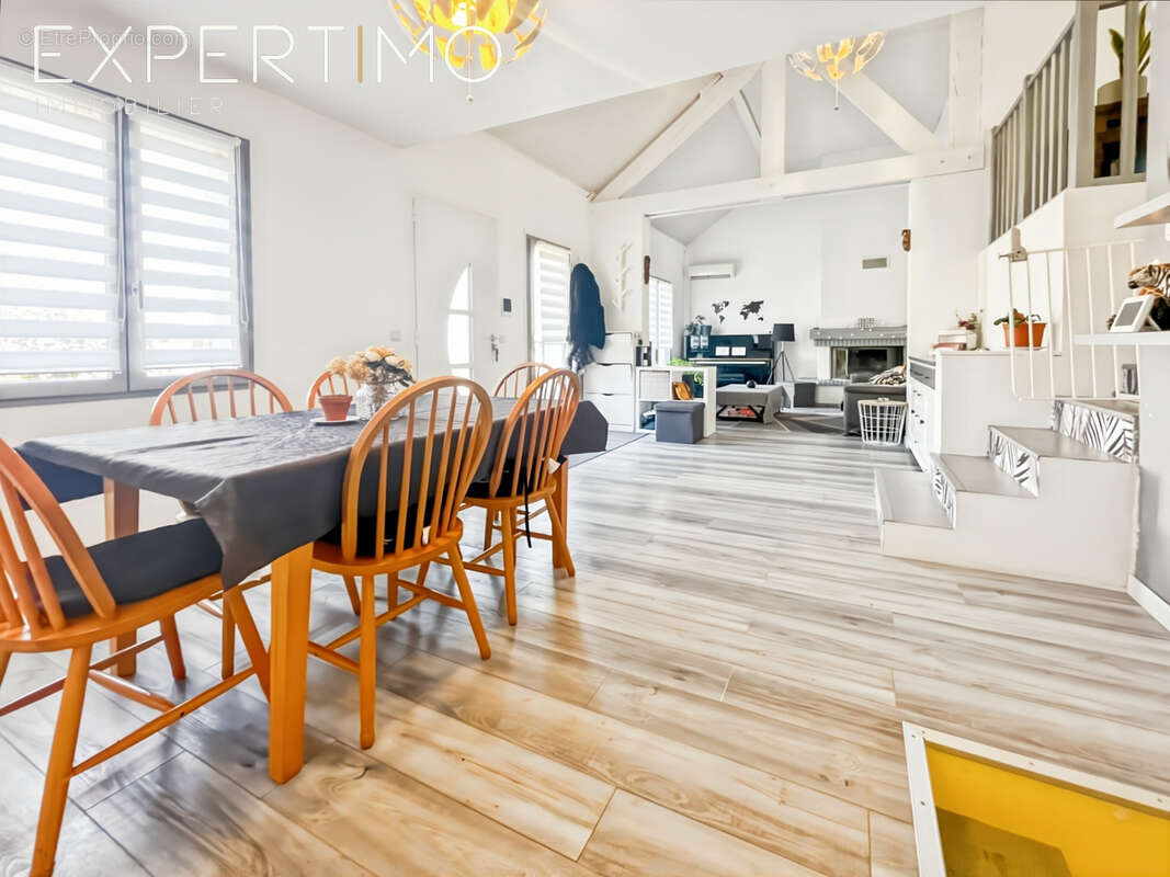 Maison à BUNO-BONNEVAUX