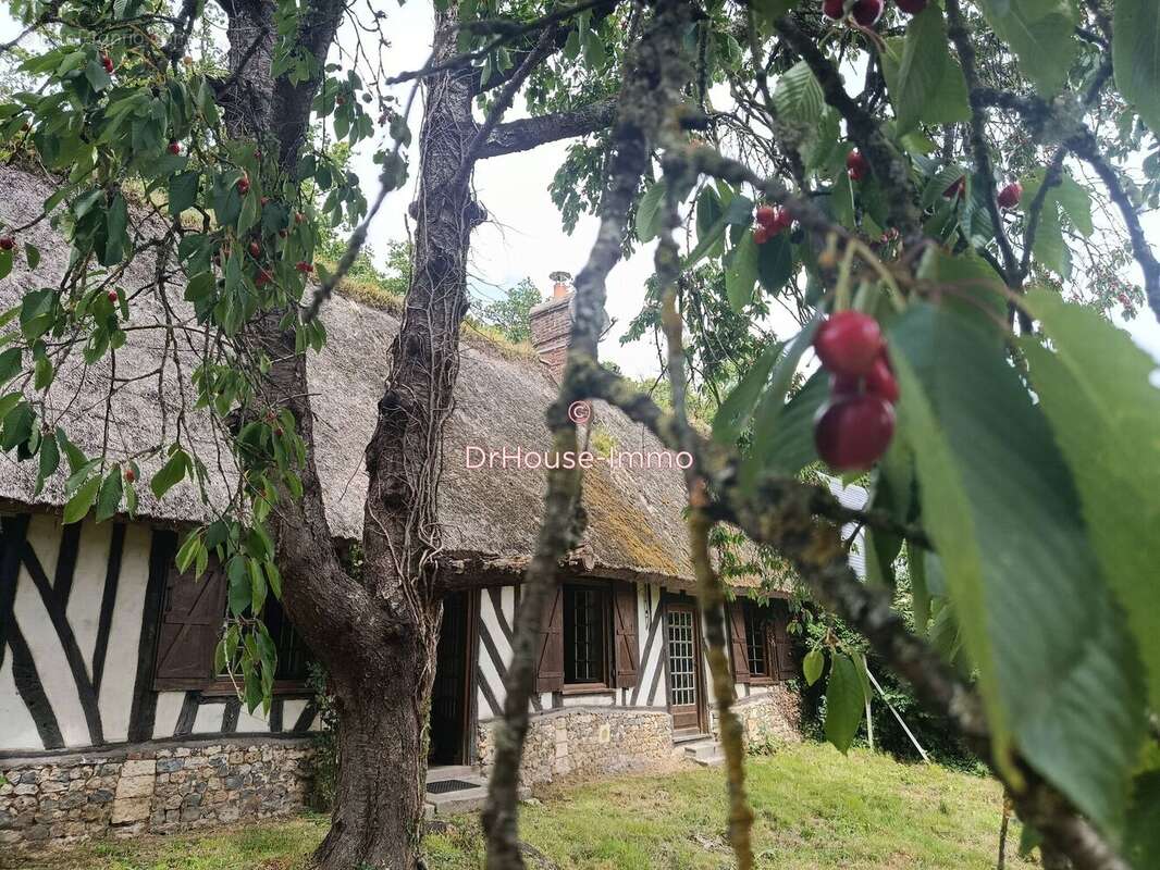 Maison à LIVET-SUR-AUTHOU
