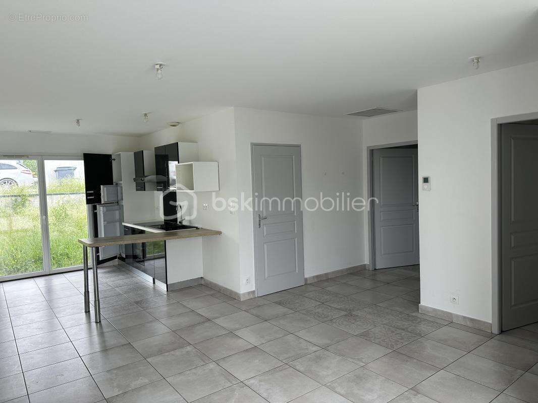 Maison à SAINT-JORY