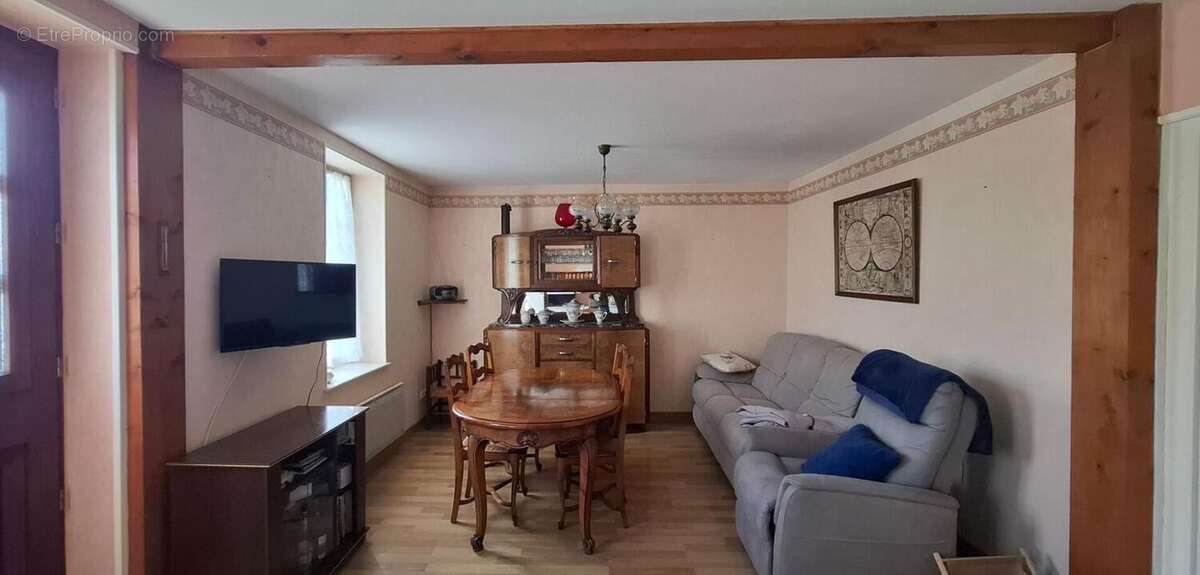Maison en village 70 m2 joli terrain - photo 7