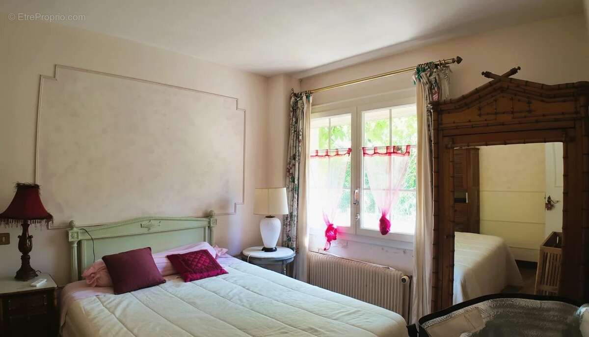 Maison à CLAIREFONTAINE-EN-YVELINES