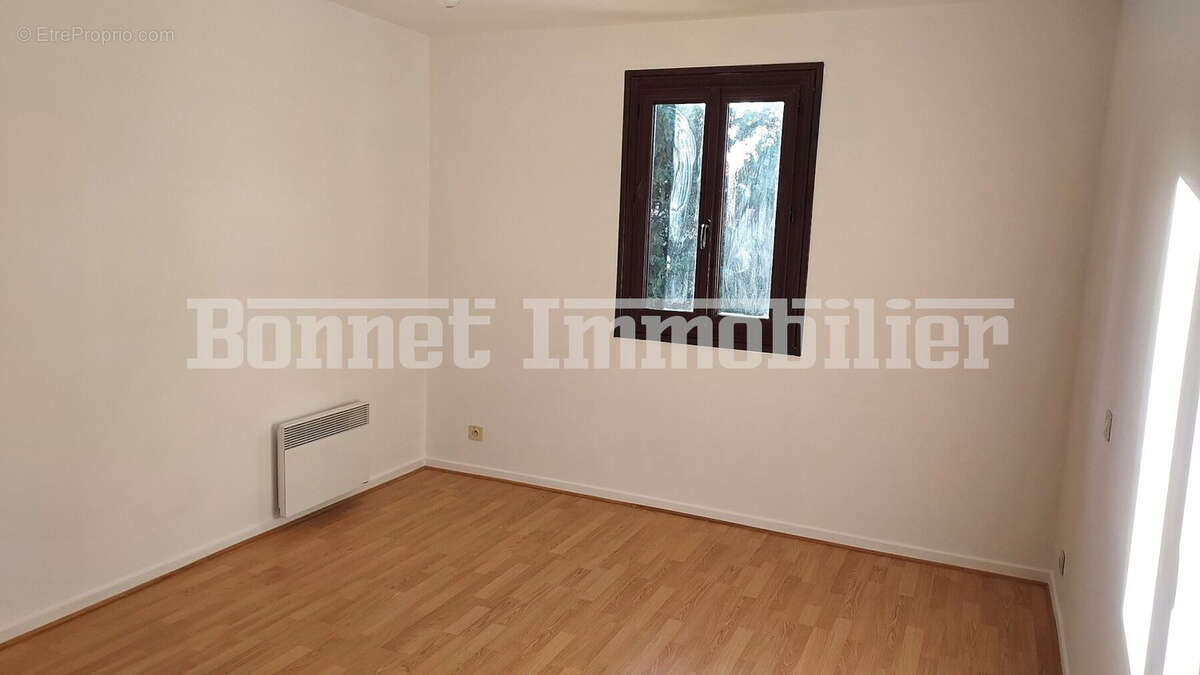 Appartement à NYONS